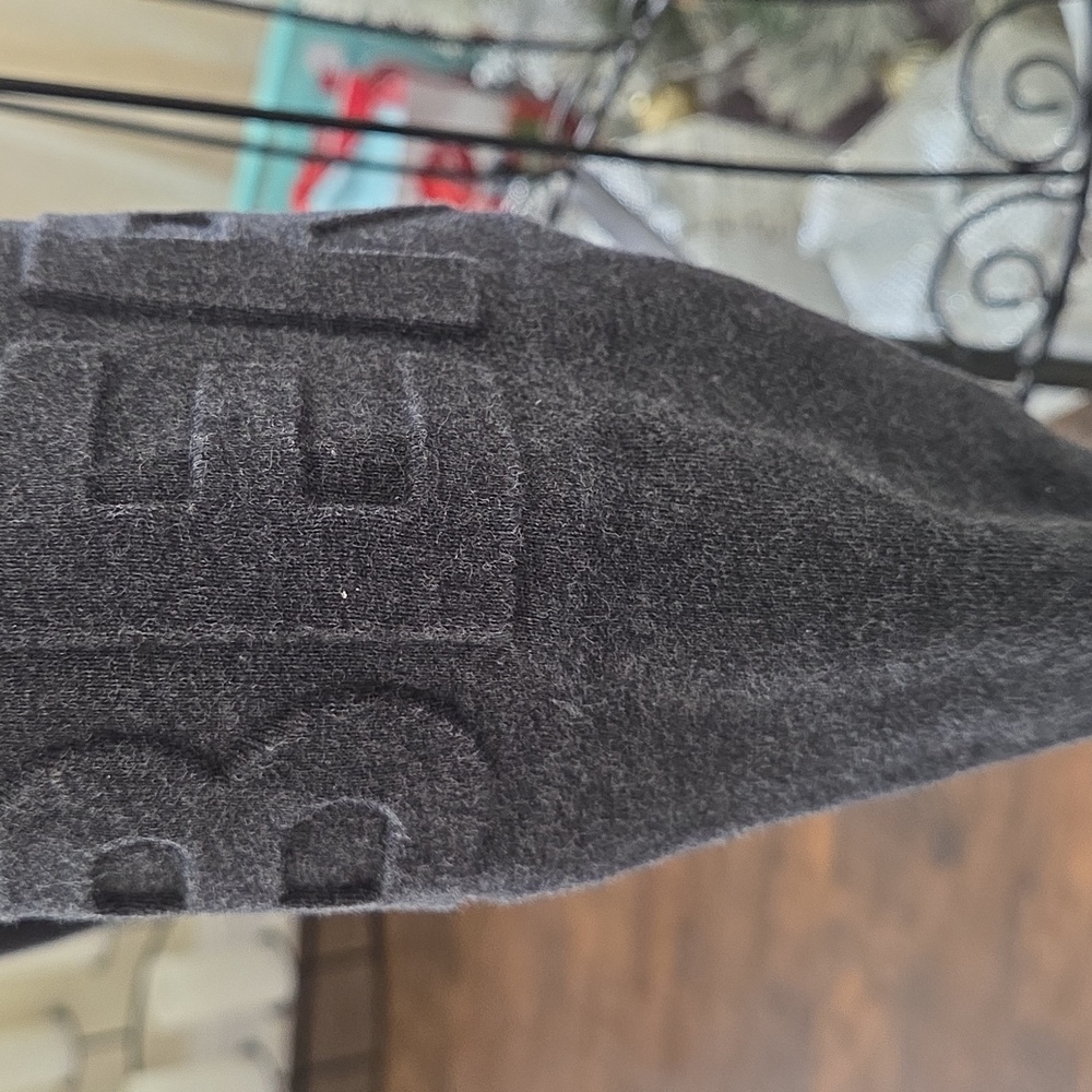 Boys BurrberryFleece Sweatshirt. Gray with Burberry logo. - Picture 4 of 9